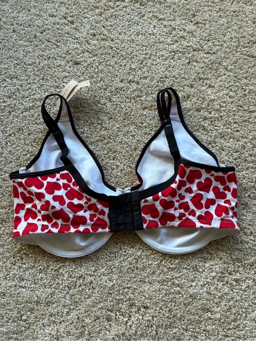 Cacique Red Heart-Print Underwire Bra with Black Trim Size 44DDD - Picture 4 of 6